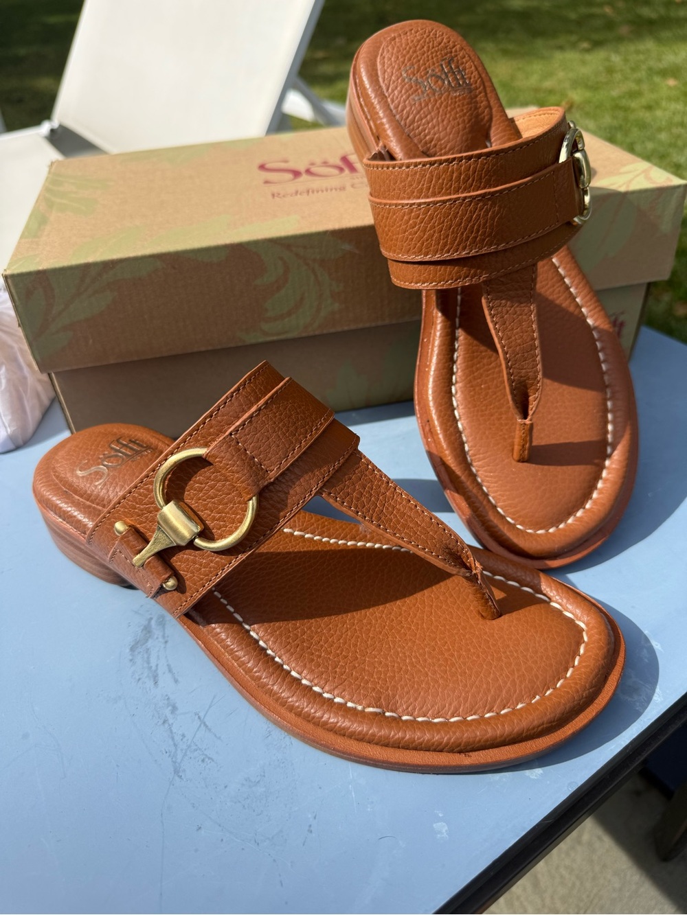 Sofft Cognac Brown Leather Thong Sandals with Gold Ring Accent